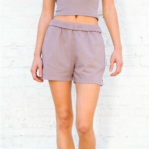 Brandy Melville rosa sweatshorts